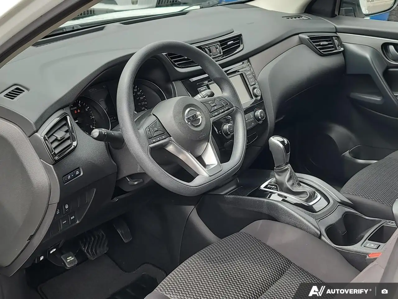 Nissan Qashqai снимка Nissan Qashqai