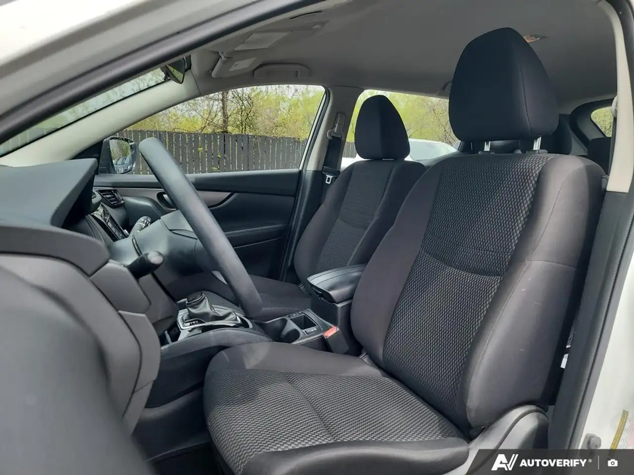 Nissan Qashqai снимка Nissan Qashqai