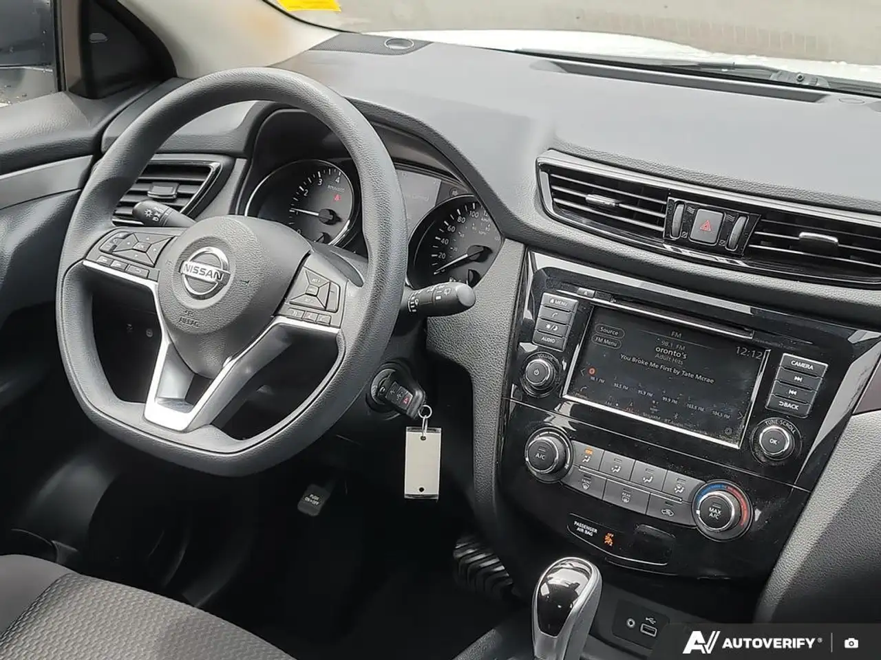 Nissan Qashqai снимка Nissan Qashqai