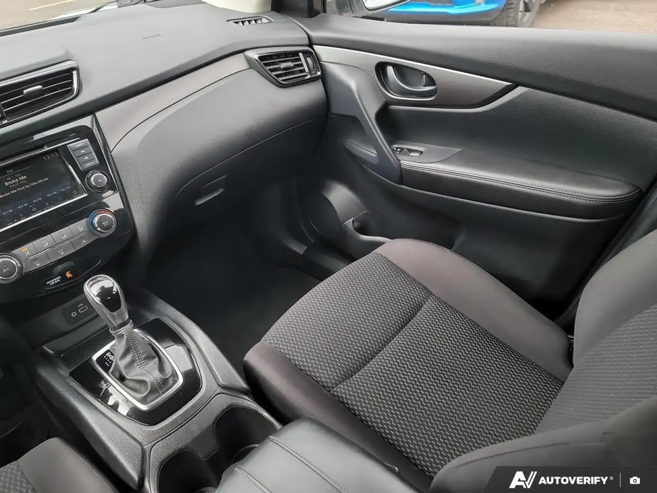 Nissan Qashqai снимка Nissan Qashqai