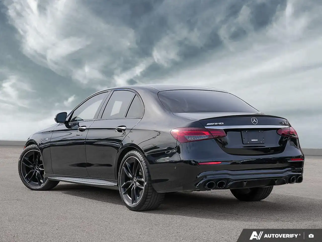 Mercedes-Benz E-Class fotografie Mercedes-Benz E-Class