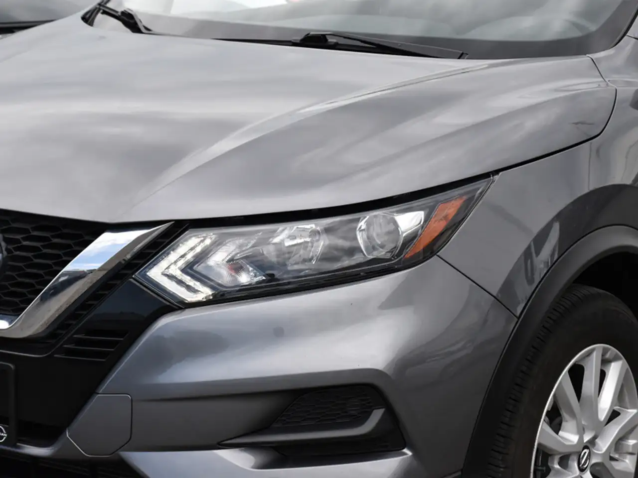 Nissan Qashqai снимка Nissan Qashqai