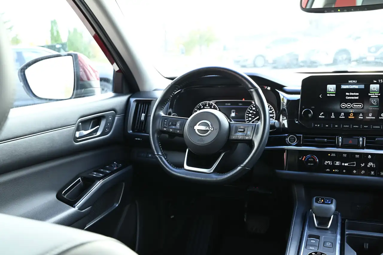 Nissan Pathfinder fotografie Nissan Pathfinder
