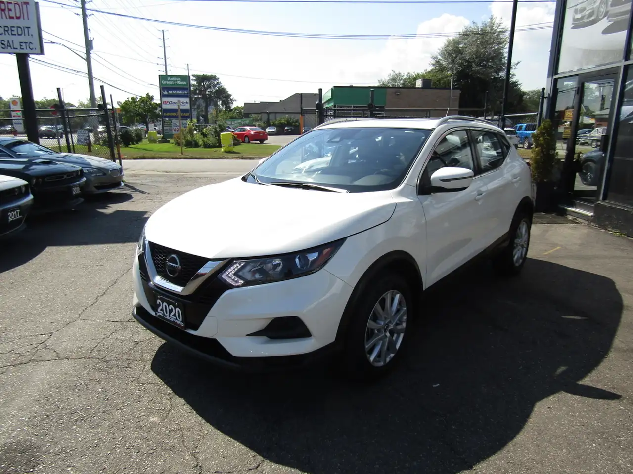 Nissan Qashqai снимка Nissan Qashqai