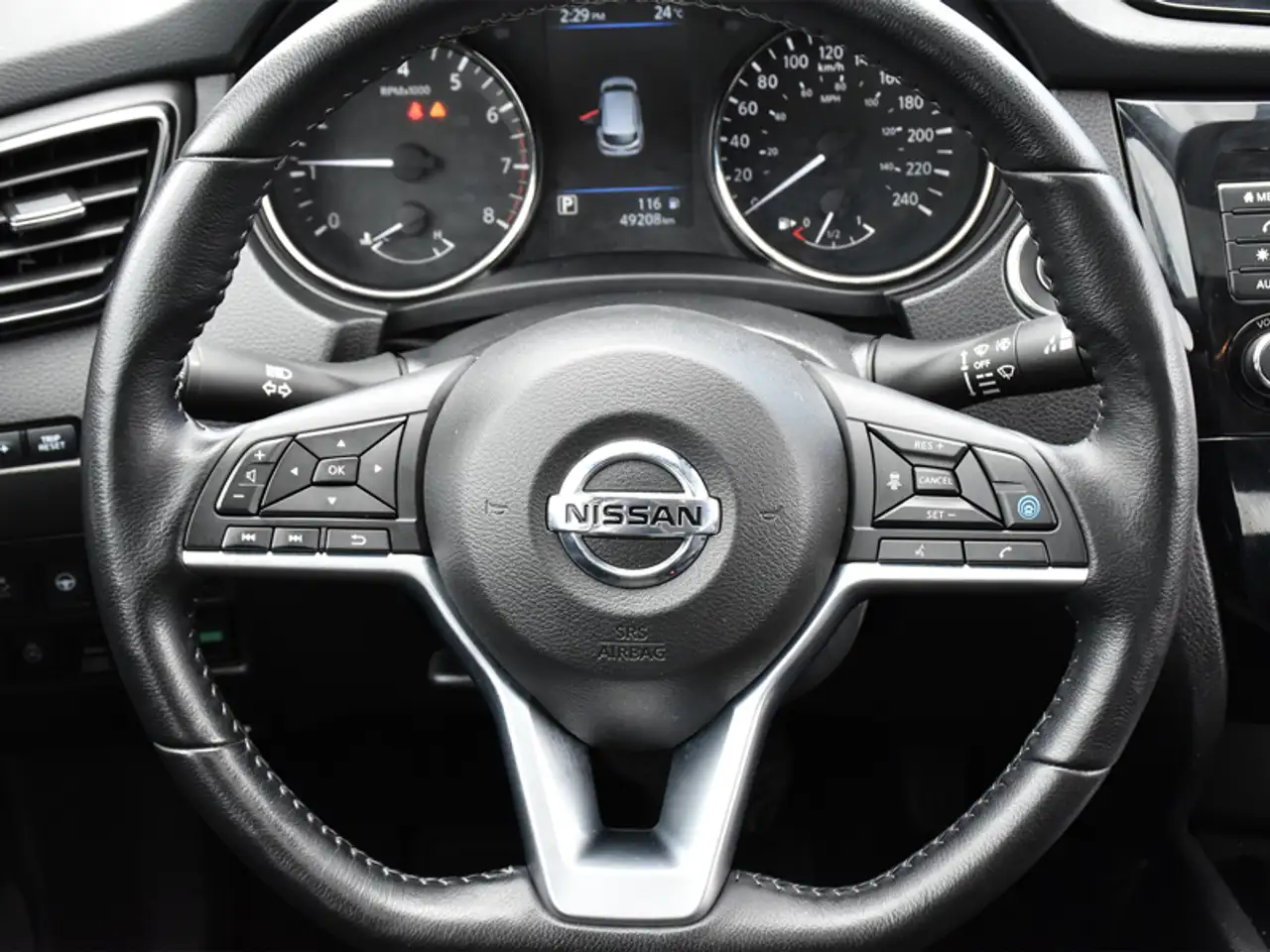 Nissan Qashqai снимка Nissan Qashqai
