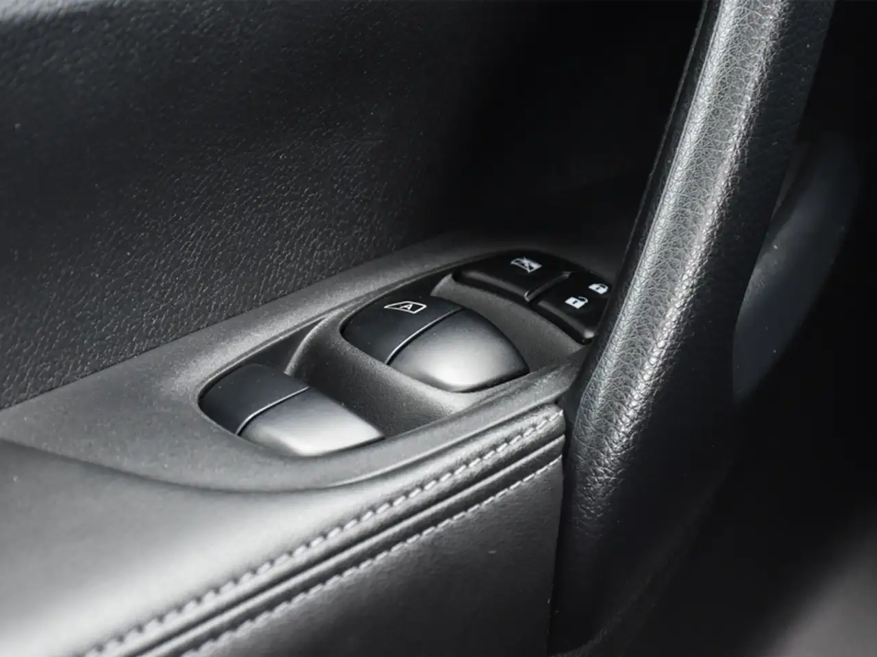 Nissan Qashqai снимка Nissan Qashqai