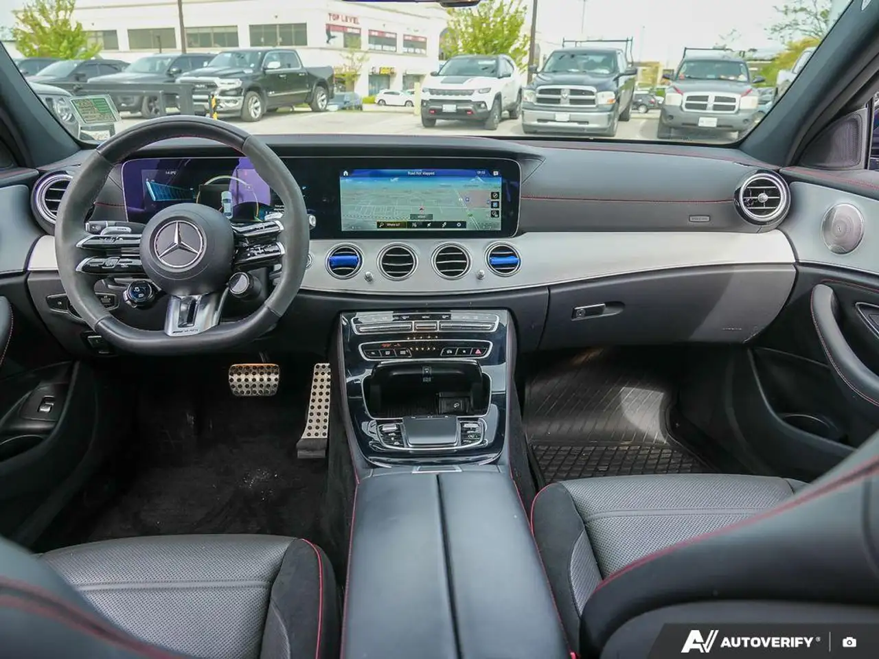 Mercedes-Benz E-Class fotografie Mercedes-Benz E-Class