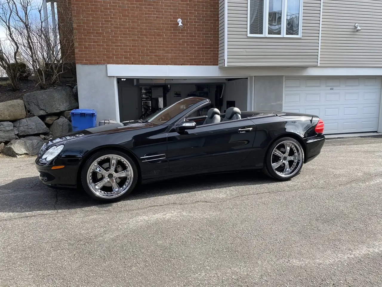 Mercedes-Benz SL снимка Mercedes-Benz SL