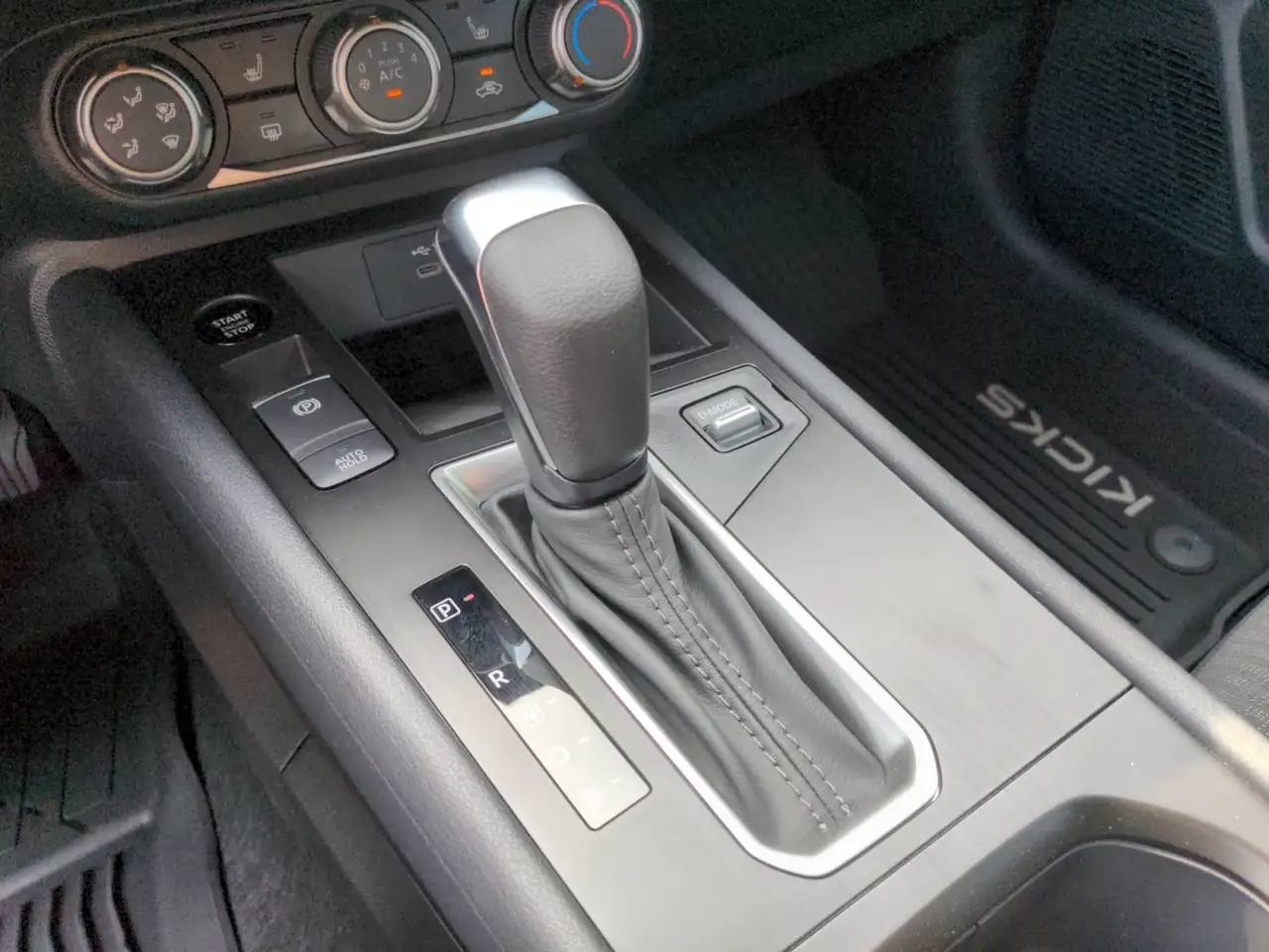 Nissan Kicks fotografie Nissan Kicks