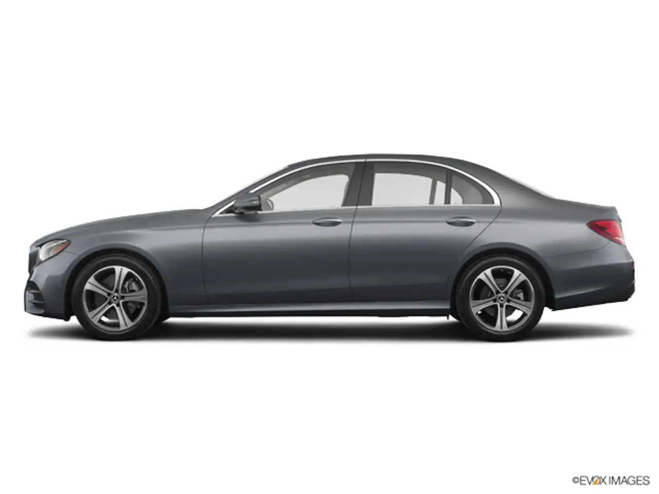 Mercedes-Benz E-Class photo Mercedes-Benz E-Class