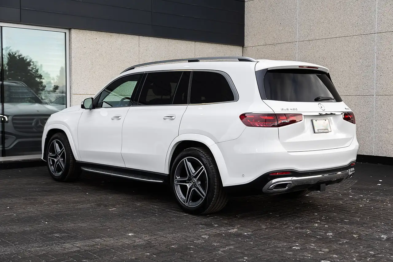 Mercedes-Benz GLS снимка Mercedes-Benz GLS