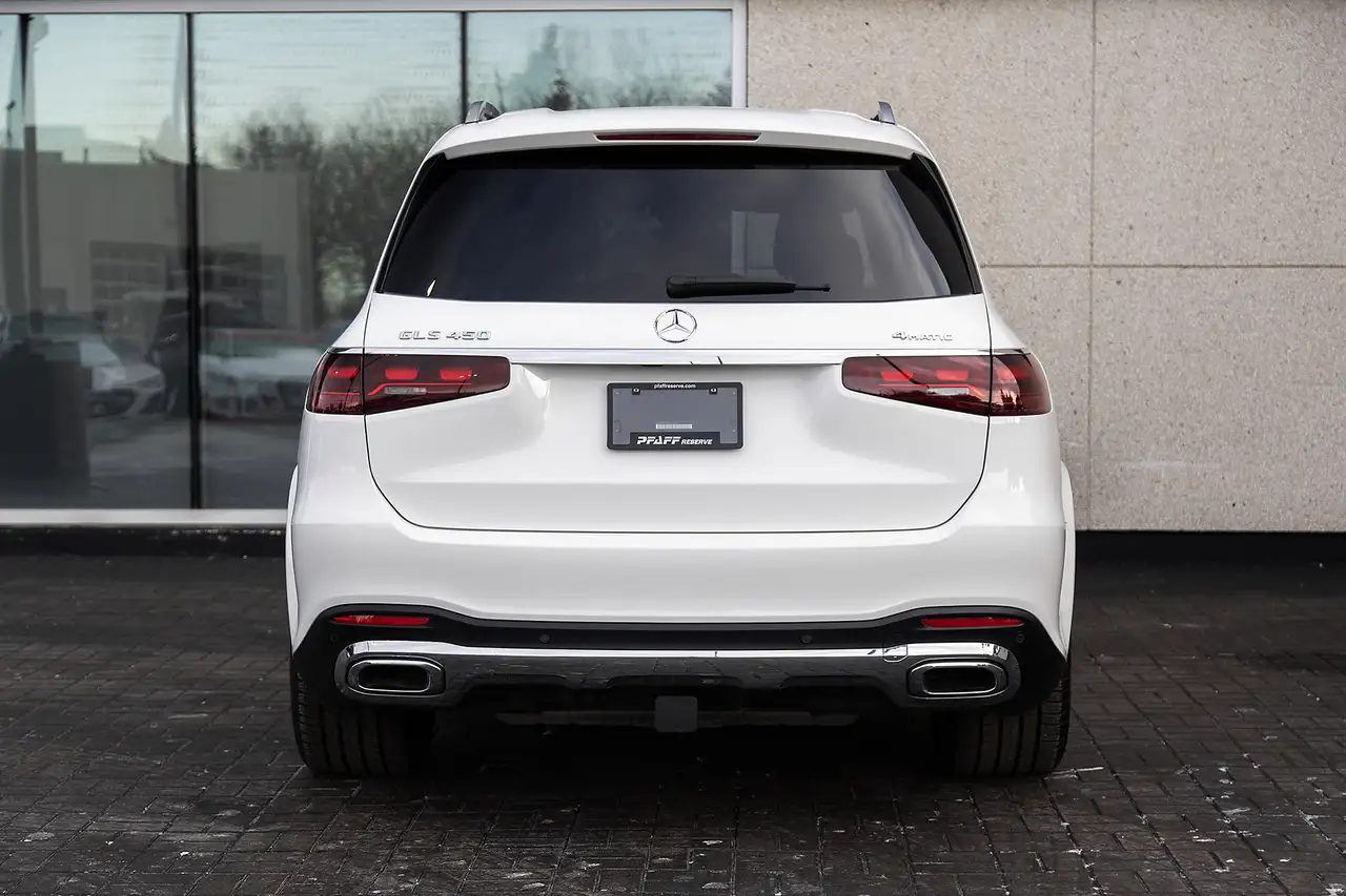 Mercedes-Benz GLS снимка Mercedes-Benz GLS