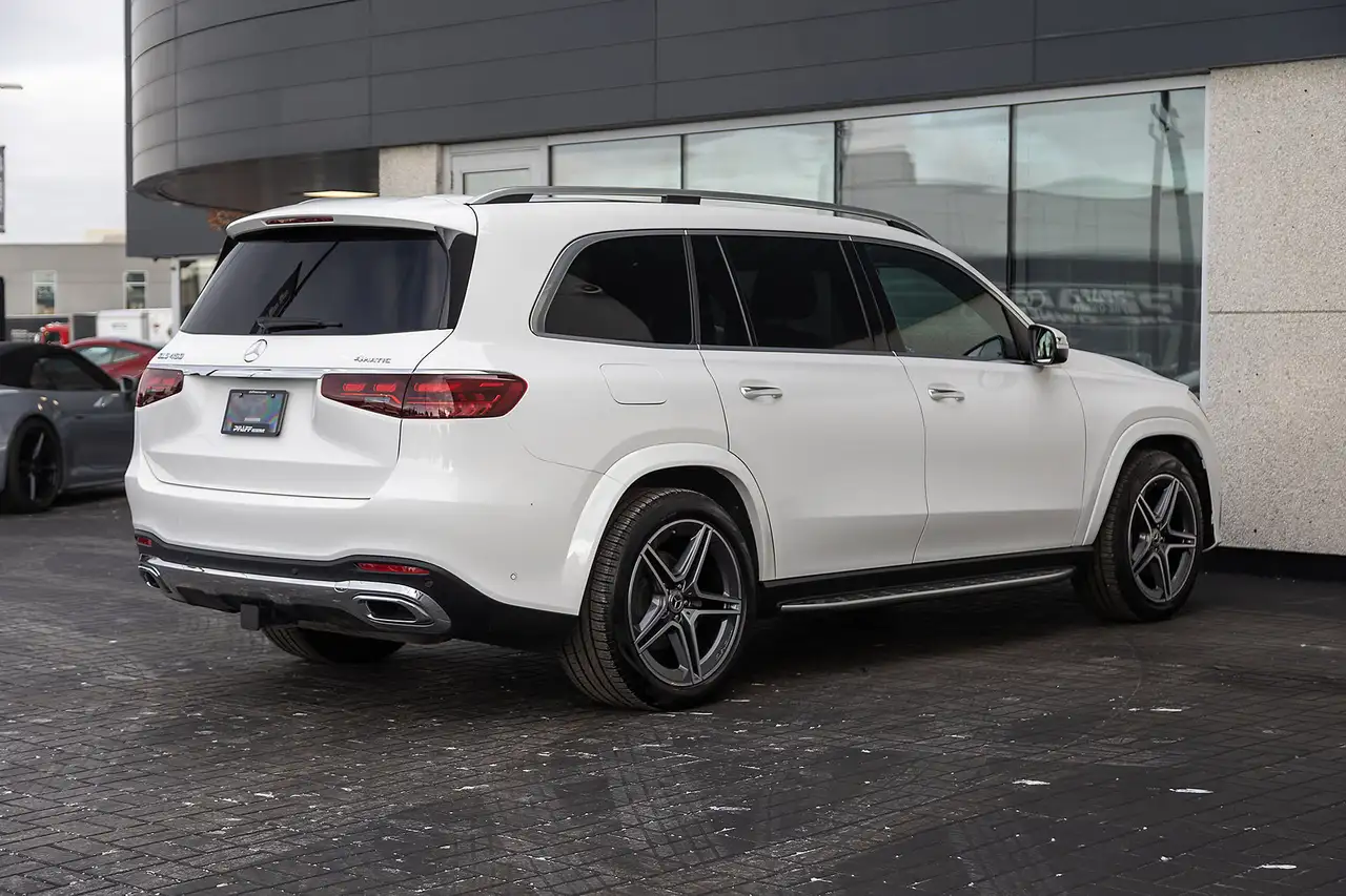 Mercedes-Benz GLS снимка Mercedes-Benz GLS