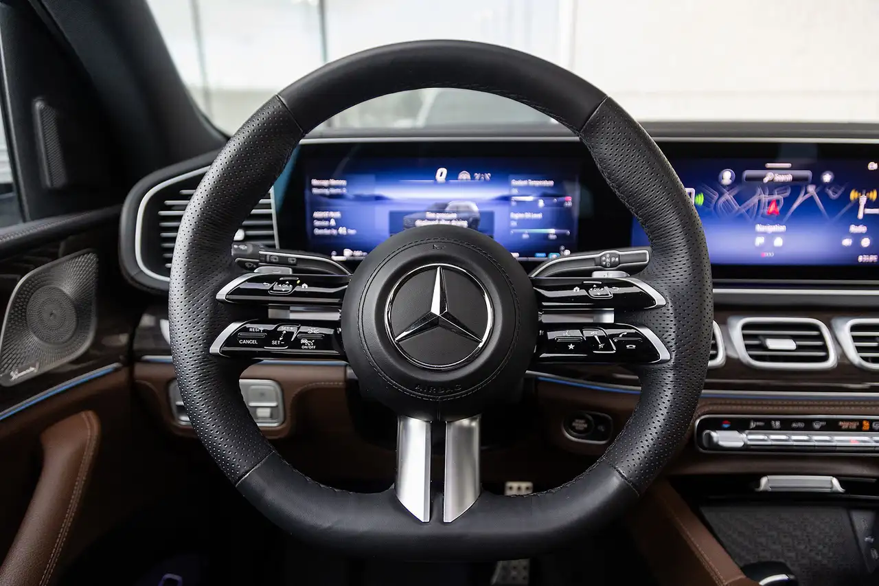 Mercedes-Benz GLS снимка Mercedes-Benz GLS