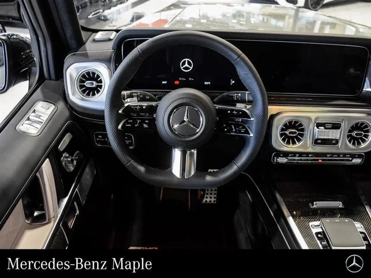 Mercedes-Benz G-Class снимка Mercedes-Benz G-Class