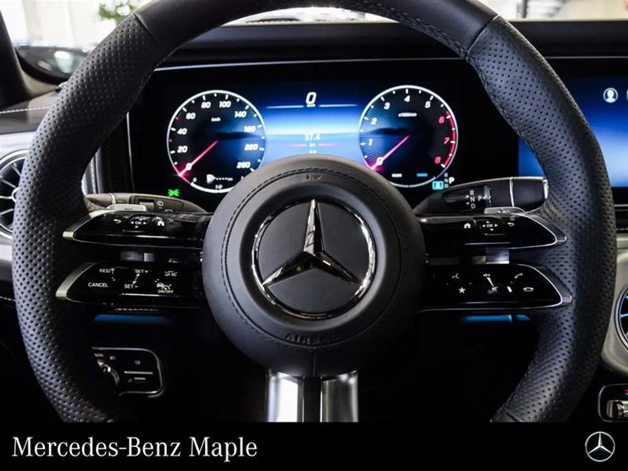 Mercedes-Benz G-Class снимка Mercedes-Benz G-Class
