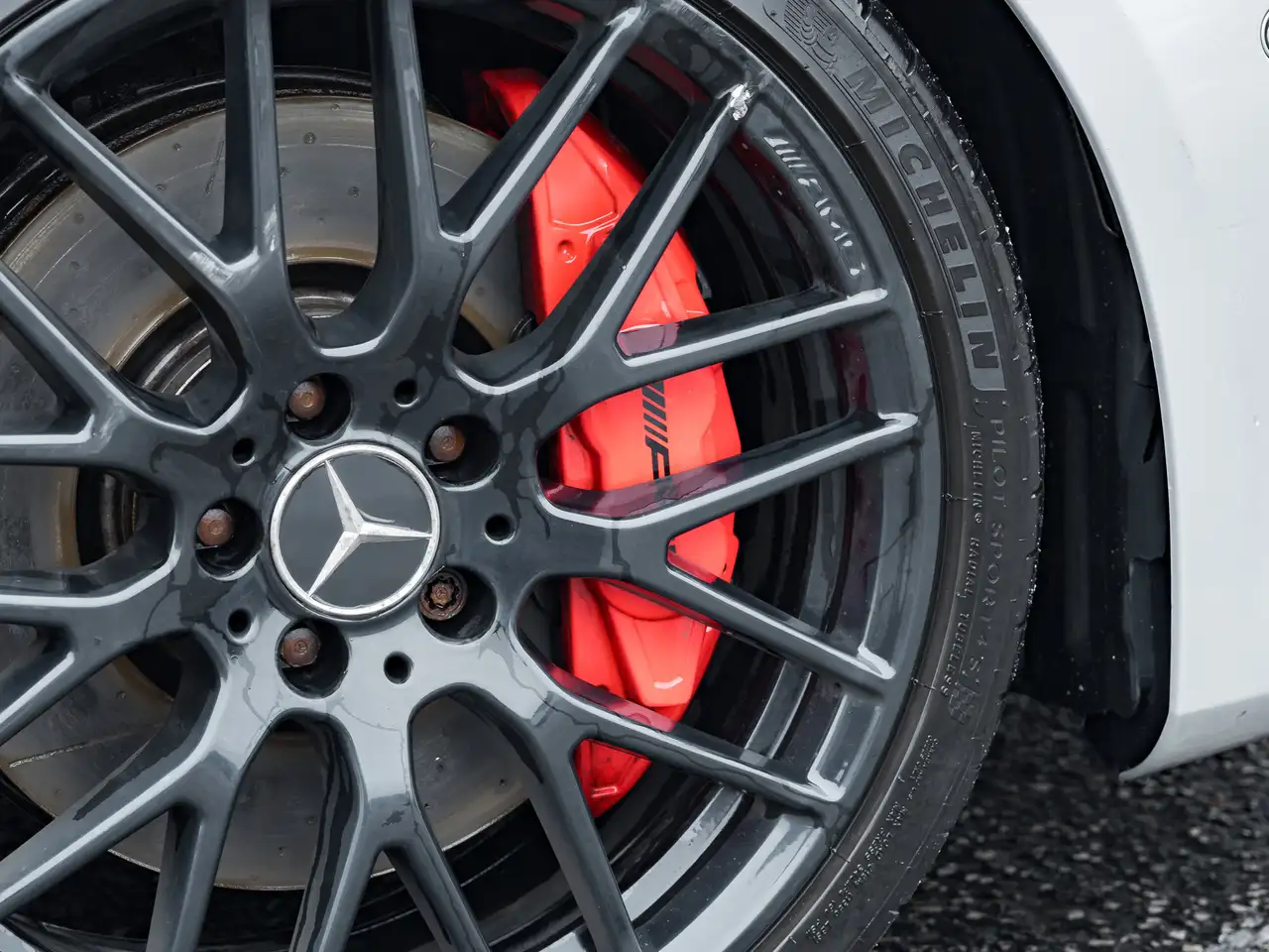 Mercedes-Benz CLA снимка Mercedes-Benz CLA