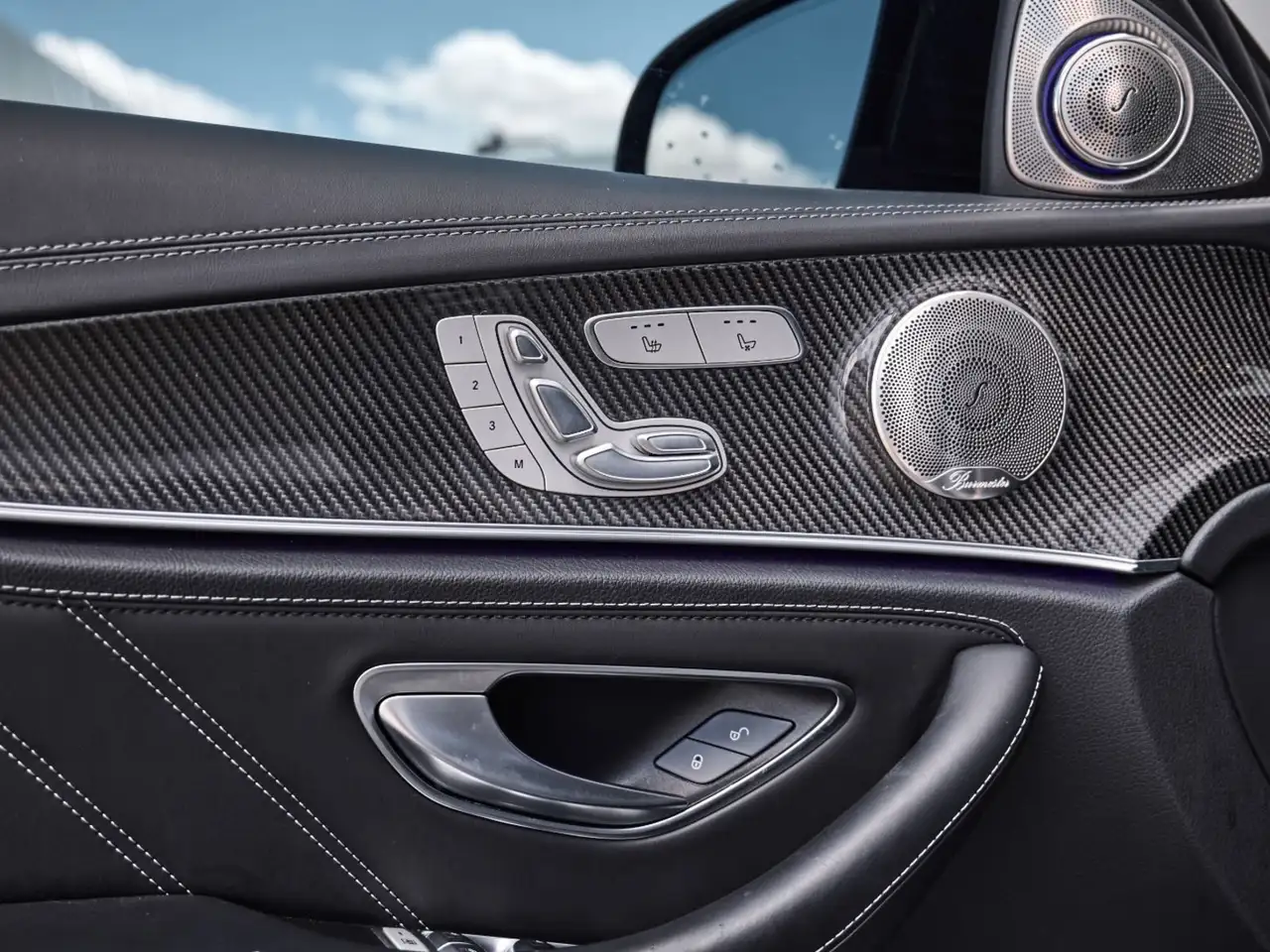 Mercedes-Benz E-Class fotografie Mercedes-Benz E-Class