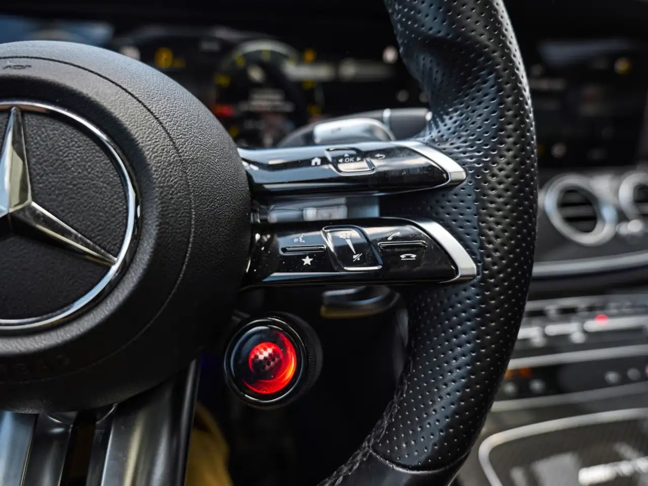 Mercedes-Benz E-Class fotografie Mercedes-Benz E-Class