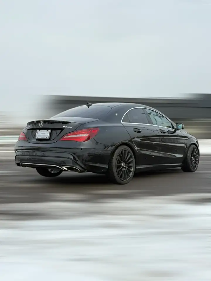 Mercedes-Benz CLA снимка Mercedes-Benz CLA