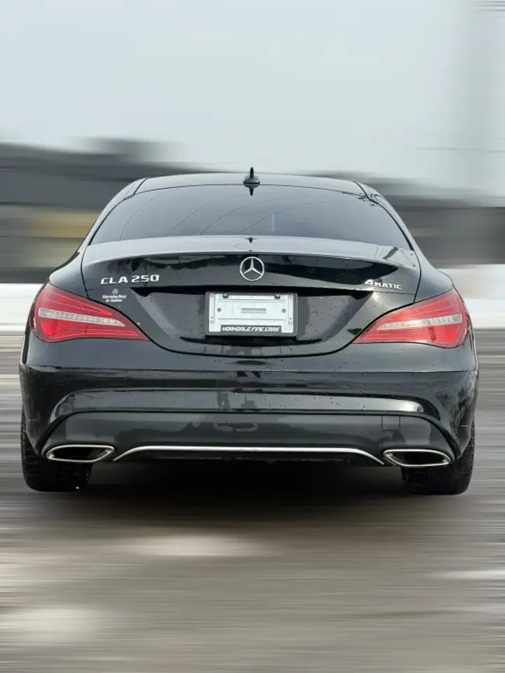 Mercedes-Benz CLA снимка Mercedes-Benz CLA