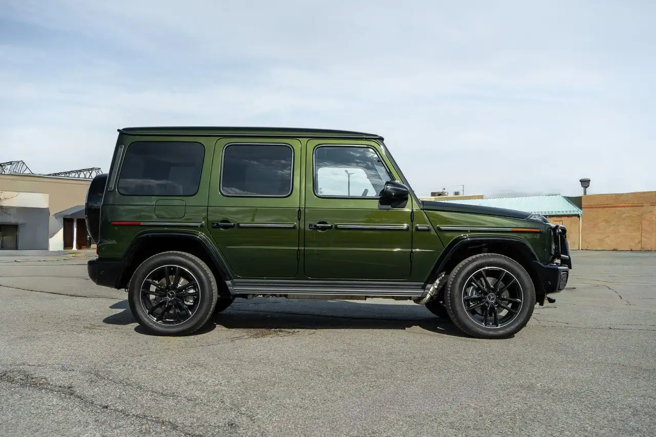 Mercedes-Benz G-Class снимка Mercedes-Benz G-Class