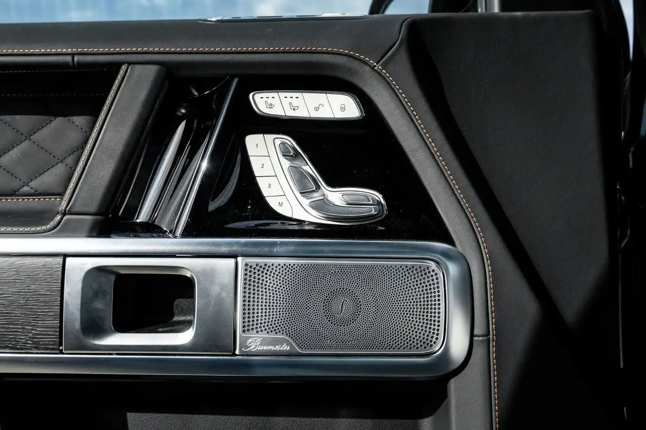 Mercedes-Benz G-Class снимка Mercedes-Benz G-Class