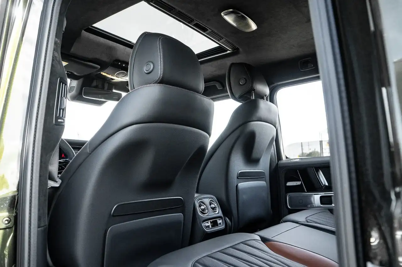 Mercedes-Benz G-Class снимка Mercedes-Benz G-Class