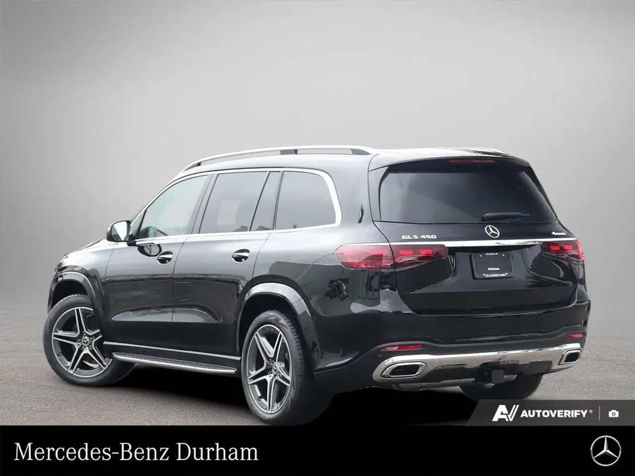 Mercedes-Benz GLS снимка Mercedes-Benz GLS