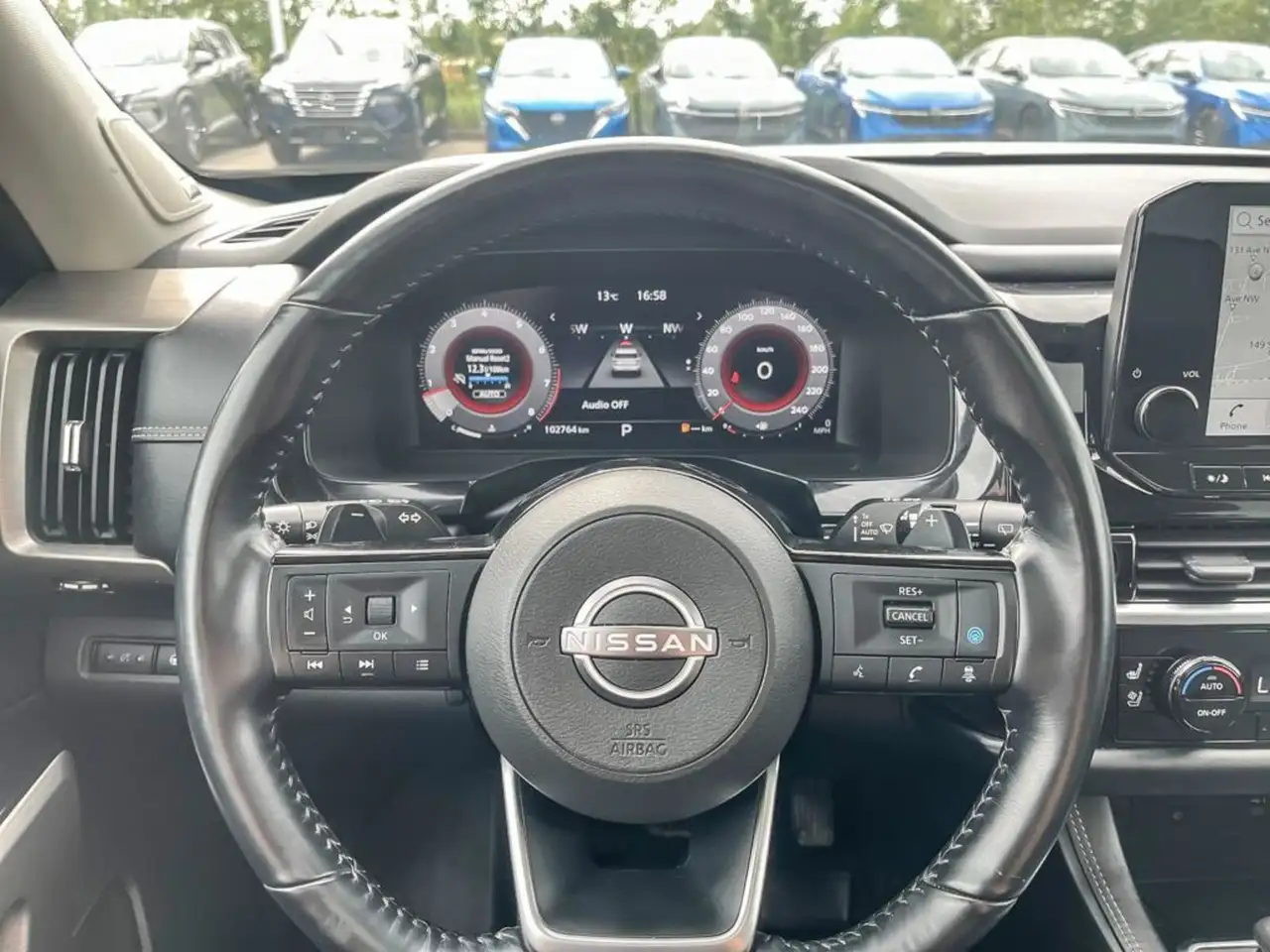 Nissan Pathfinder fotografie Nissan Pathfinder