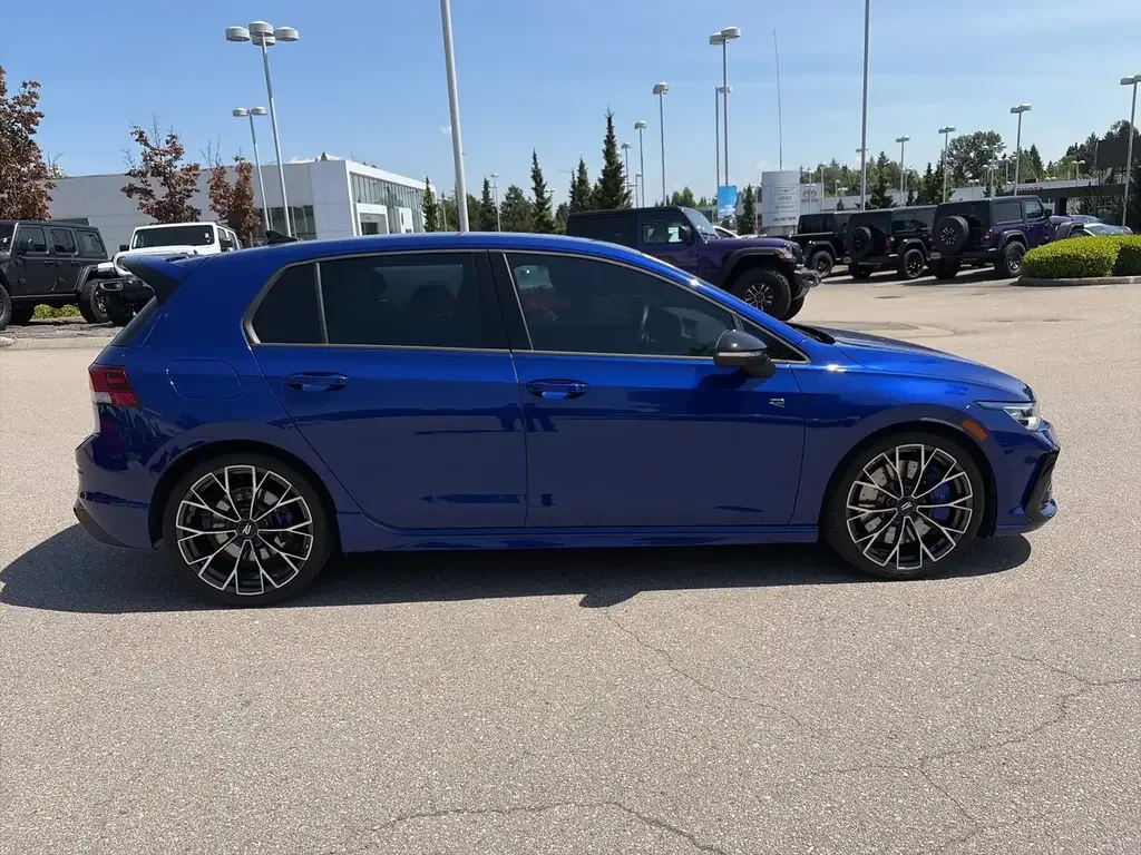 Volkswagen Golf R снимка Volkswagen Golf R