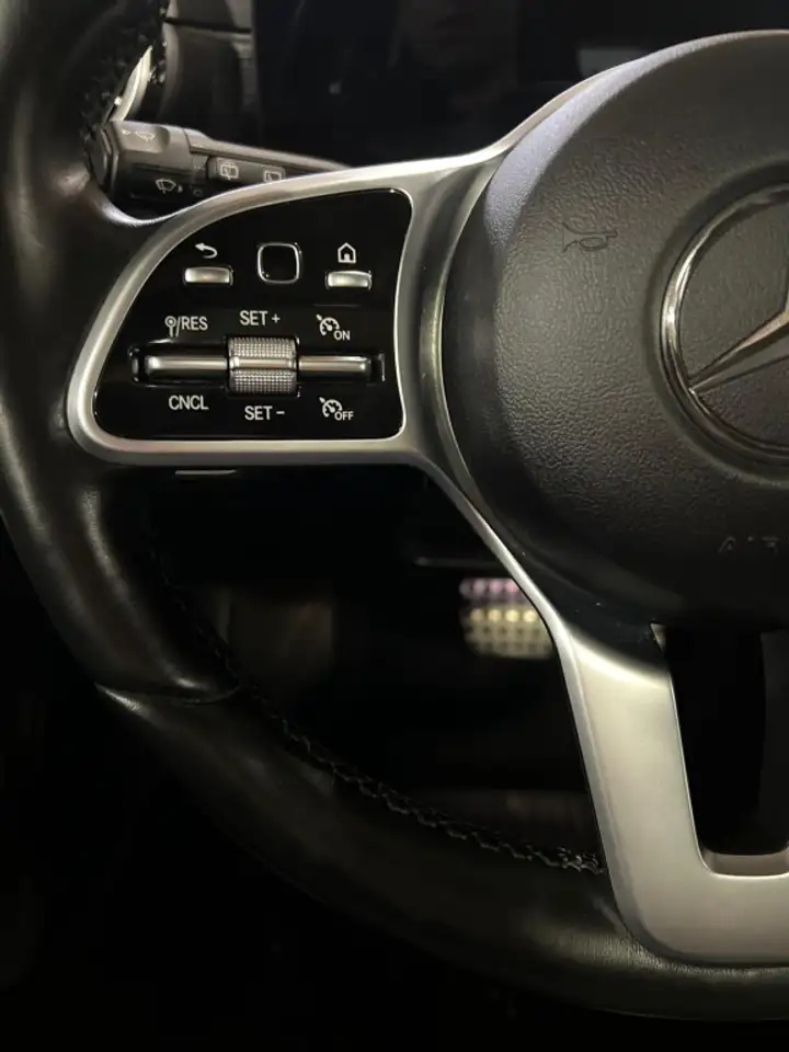 Mercedes-Benz A-Class снимка Mercedes-Benz A-Class