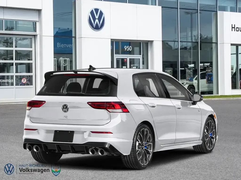 Volkswagen Golf R снимка Volkswagen Golf R