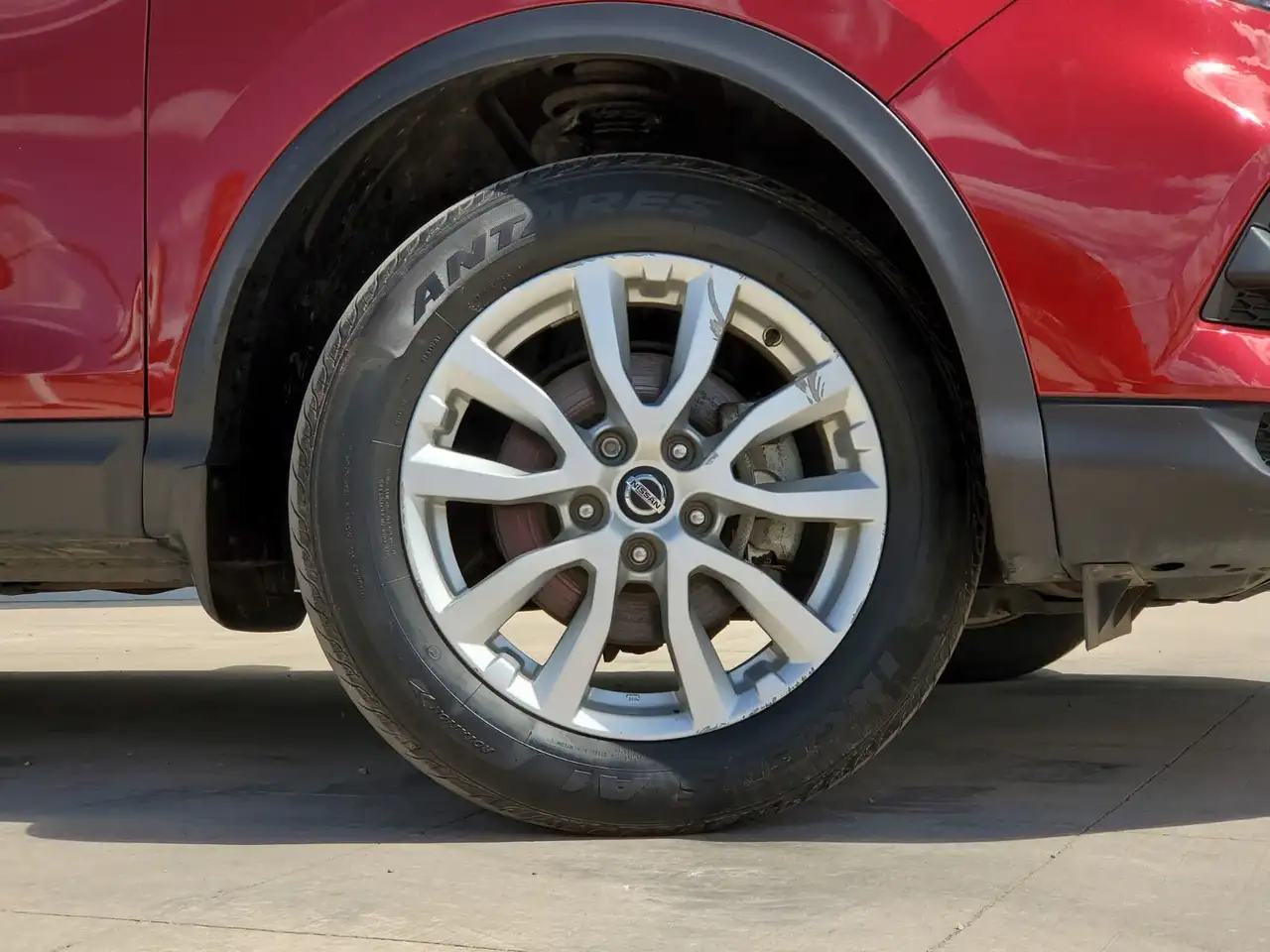 Nissan Qashqai снимка Nissan Qashqai