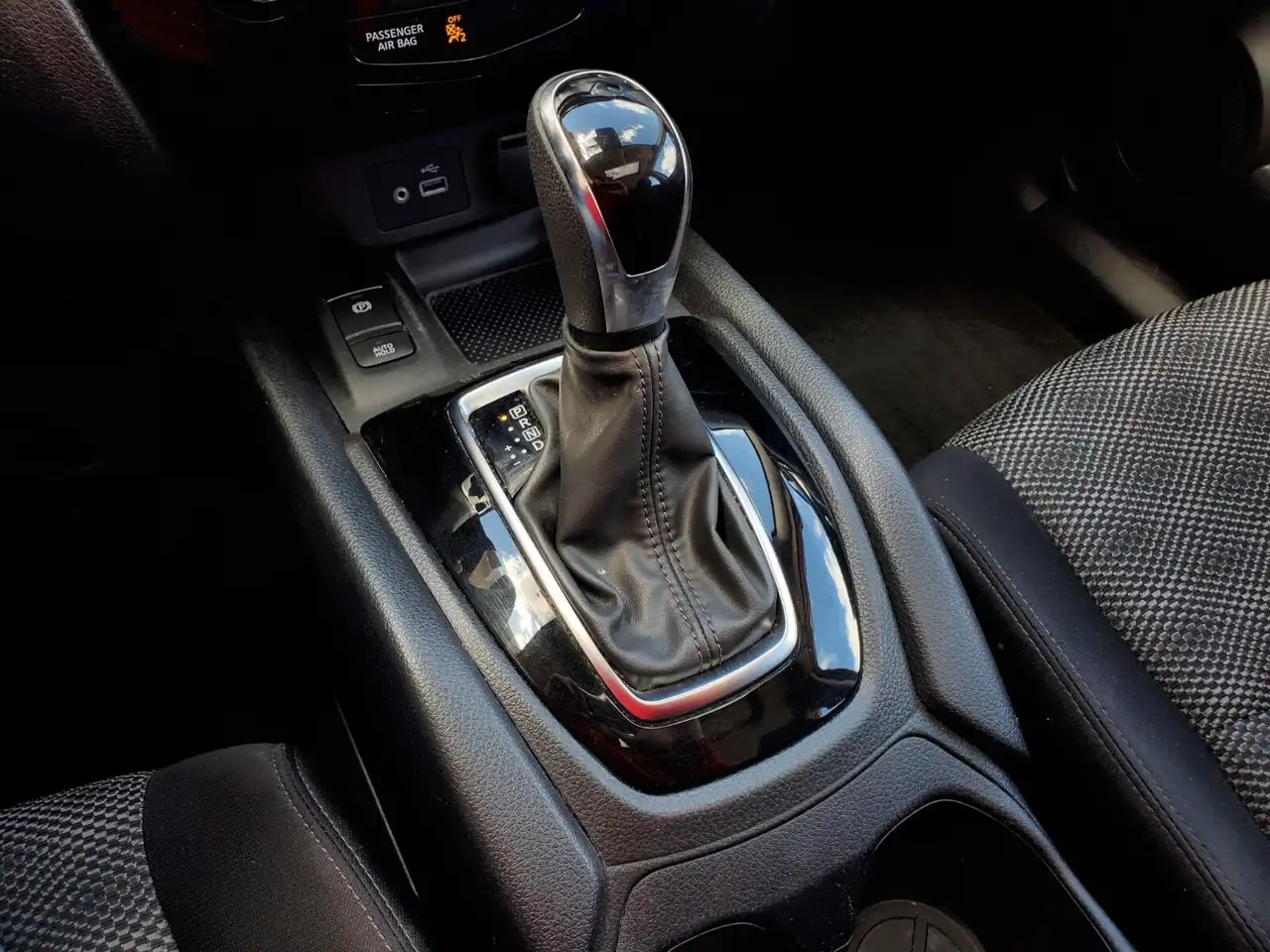 Nissan Qashqai снимка Nissan Qashqai