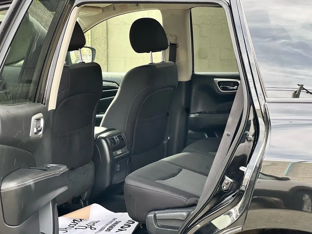 Nissan Pathfinder photo Nissan Pathfinder