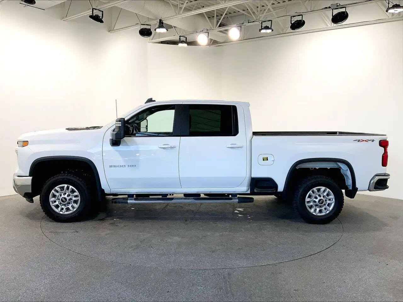 Chevrolet Silverado 2500 снимка Chevrolet Silverado 2500