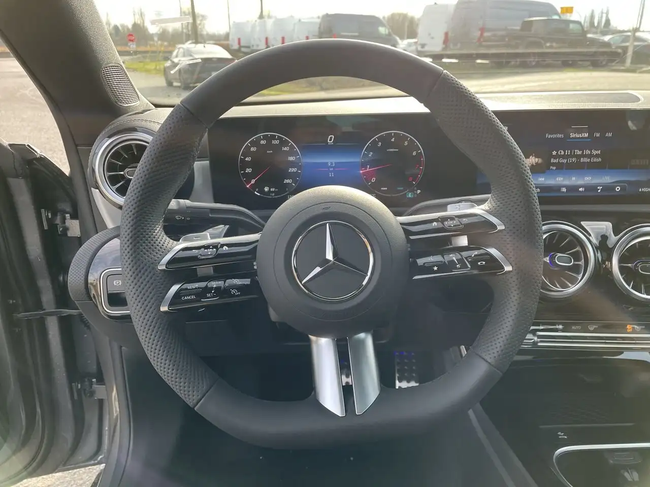 Mercedes-Benz CLA снимка Mercedes-Benz CLA