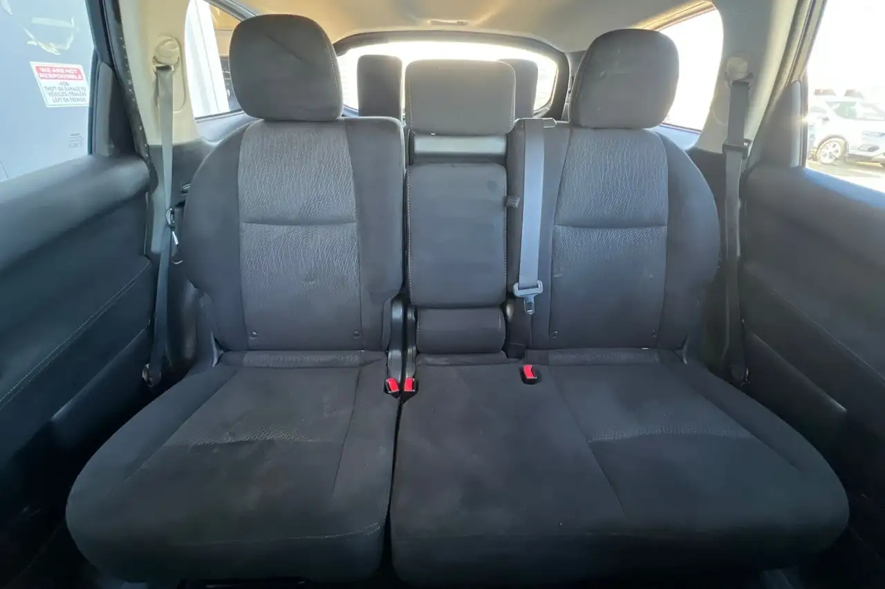 Nissan Pathfinder photo Nissan Pathfinder