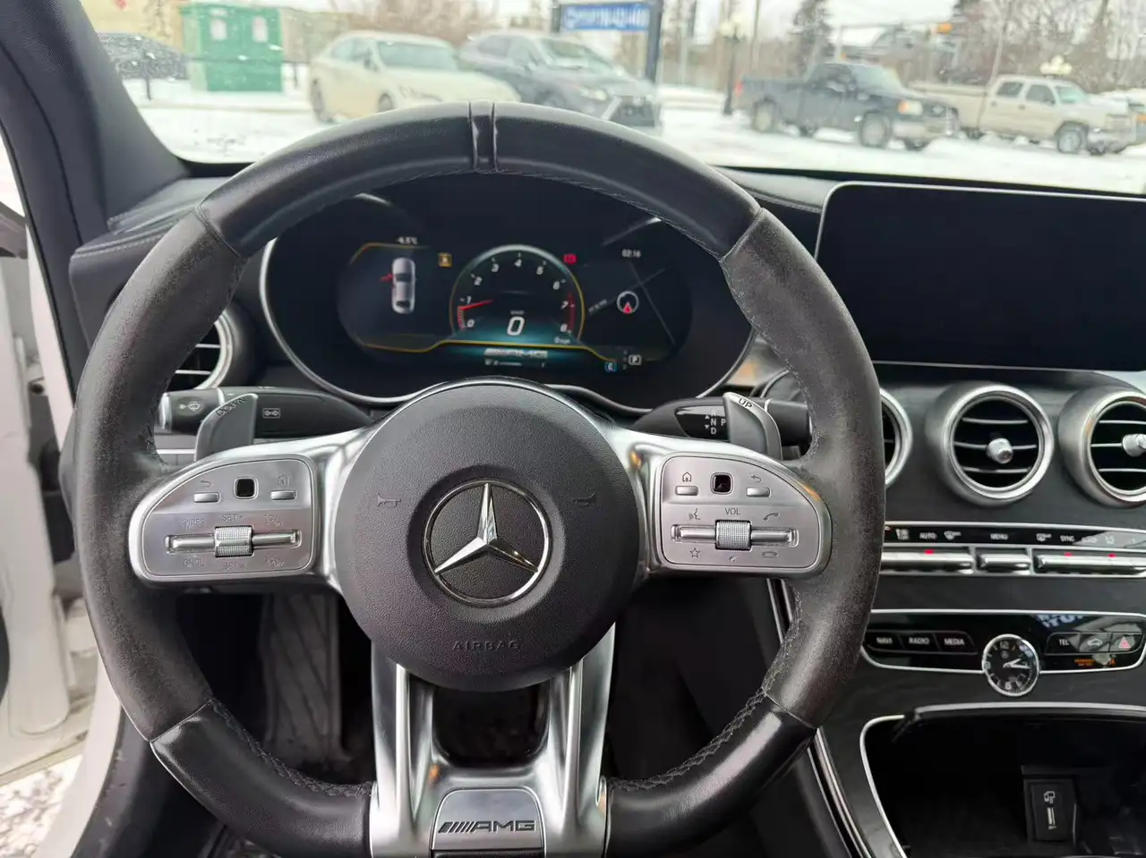 Mercedes-Benz C-Class снимка Mercedes-Benz C-Class