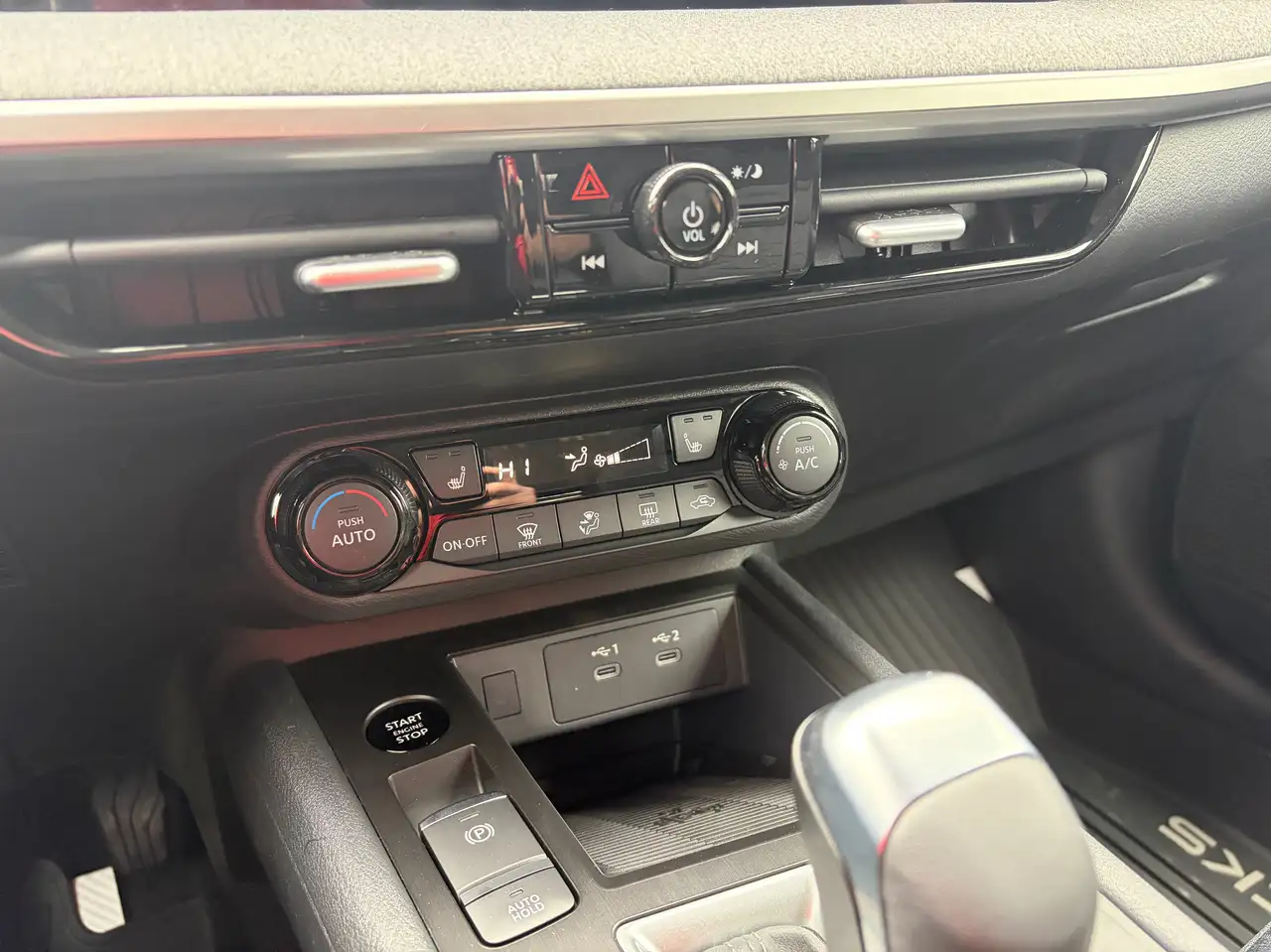 Nissan Kicks снимка Nissan Kicks