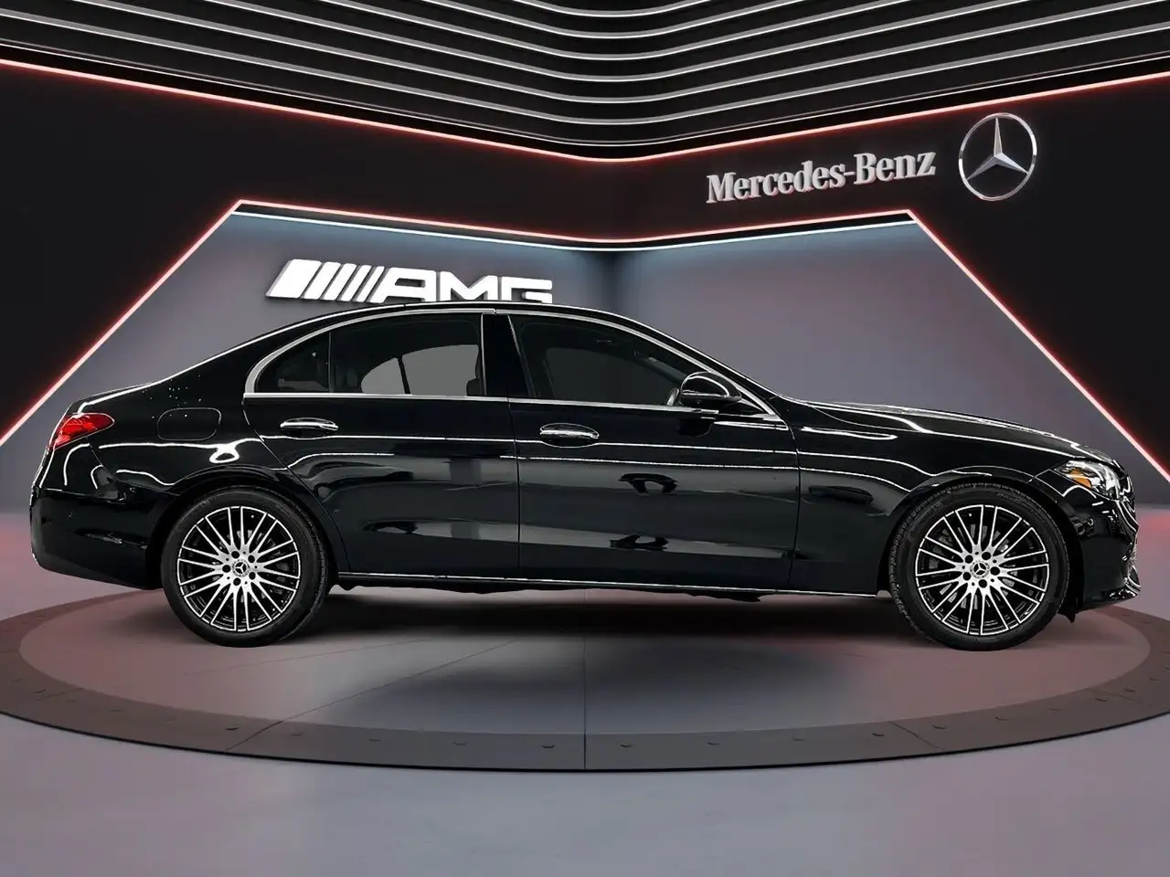 Mercedes-Benz C-Class снимка Mercedes-Benz C-Class