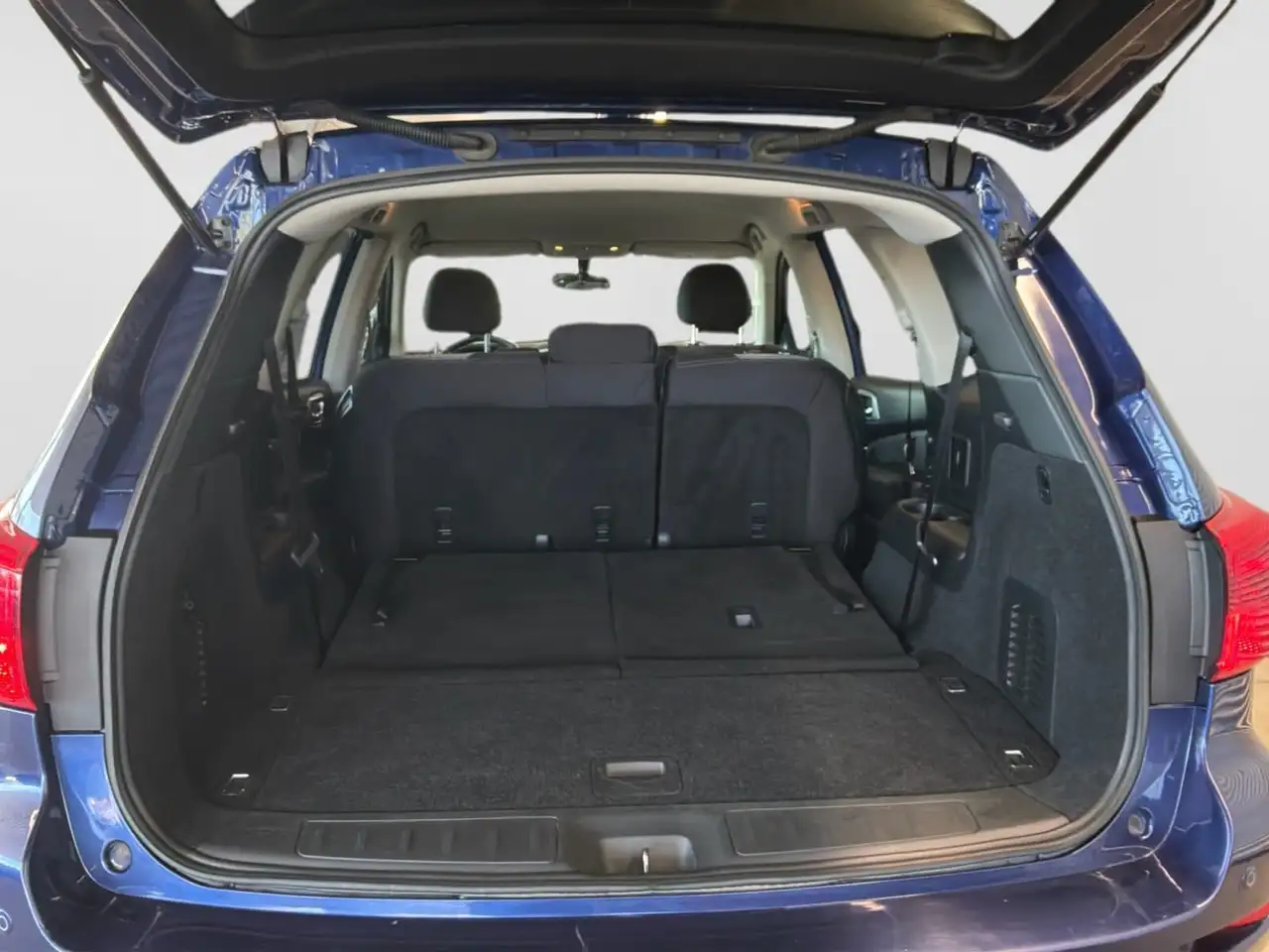 Nissan Pathfinder fotografie Nissan Pathfinder