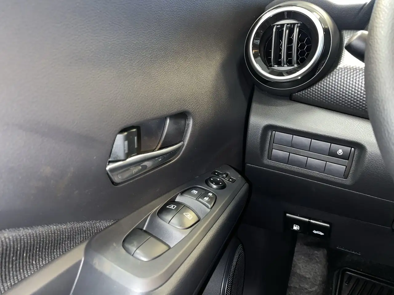 Nissan Kicks photo Nissan Kicks