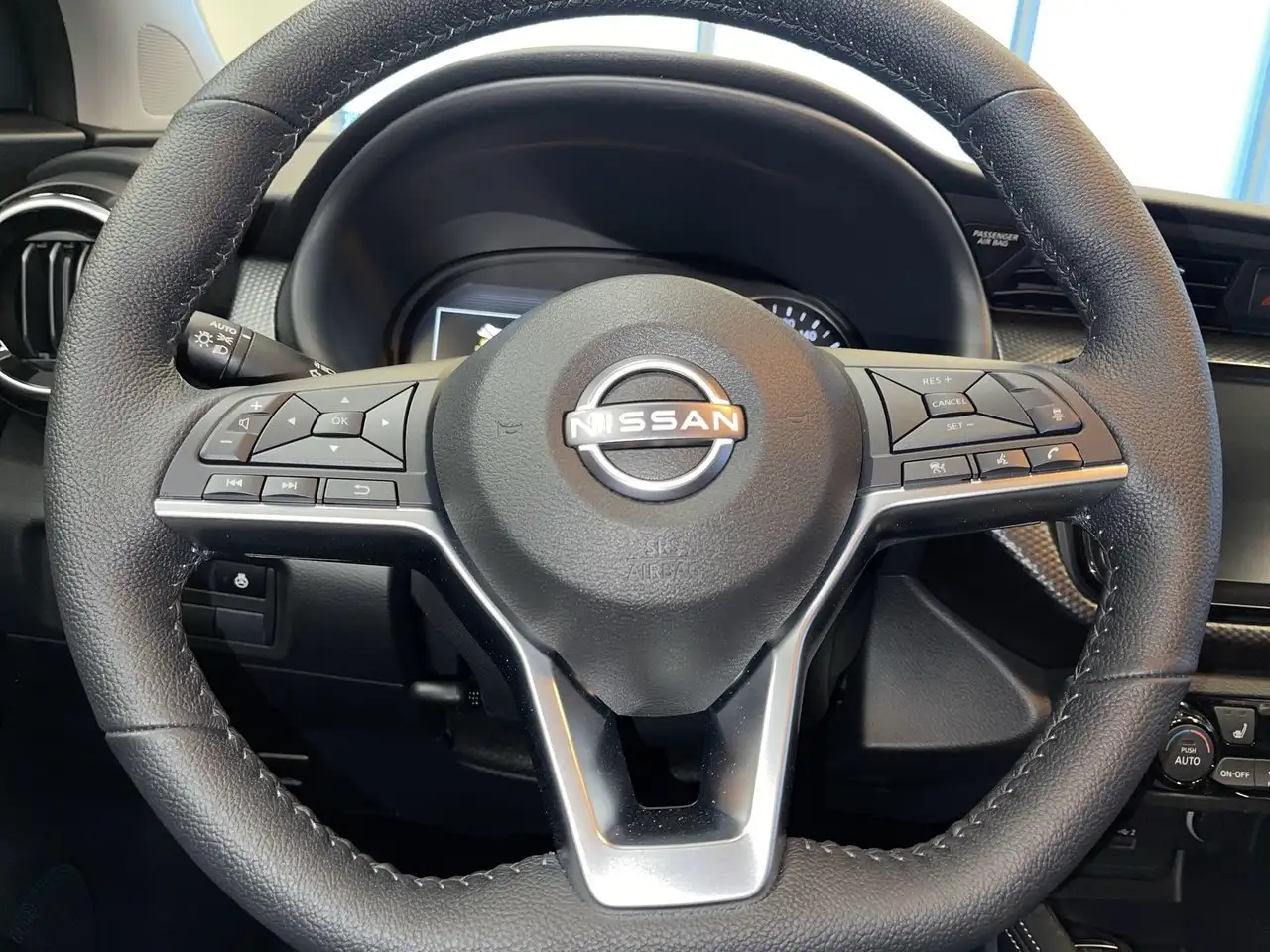 Nissan Kicks photo Nissan Kicks