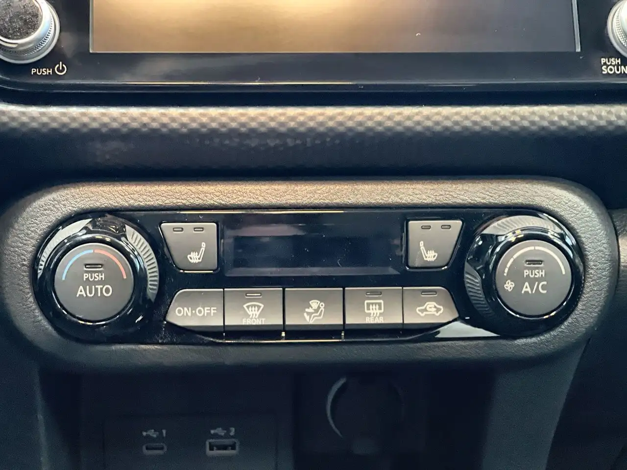 Nissan Kicks photo Nissan Kicks