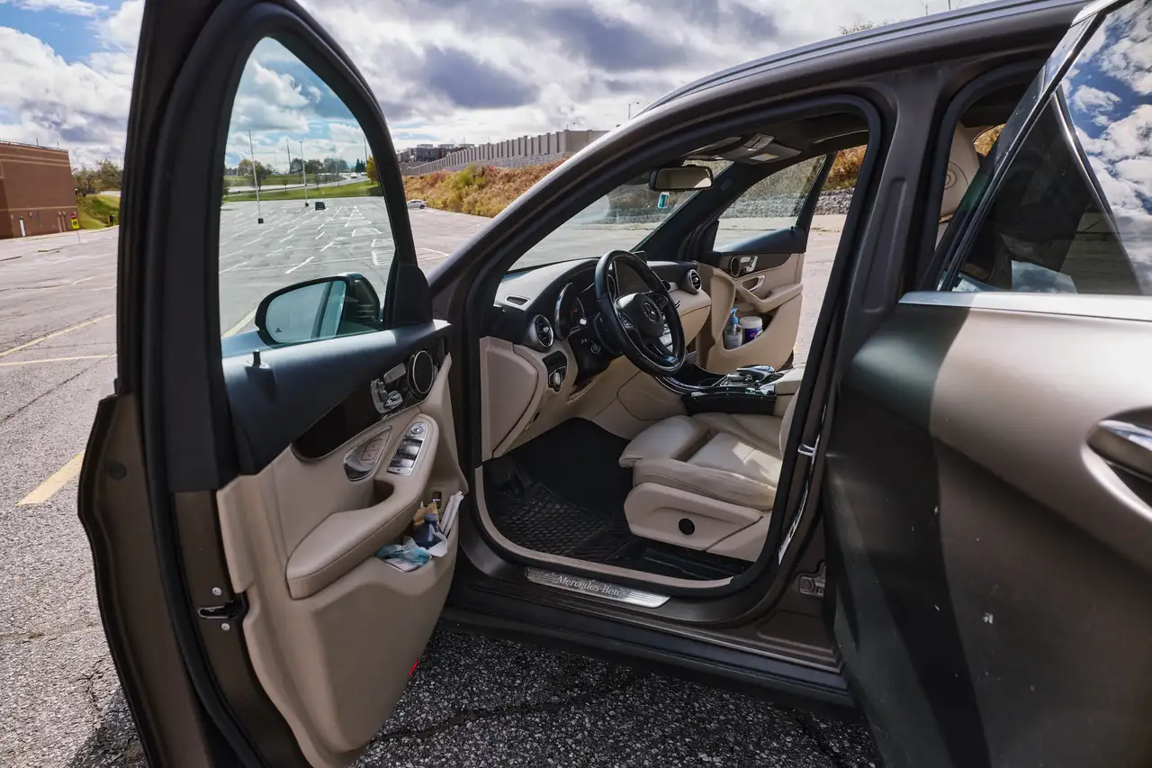 Mercedes-Benz GLC снимка Mercedes-Benz GLC