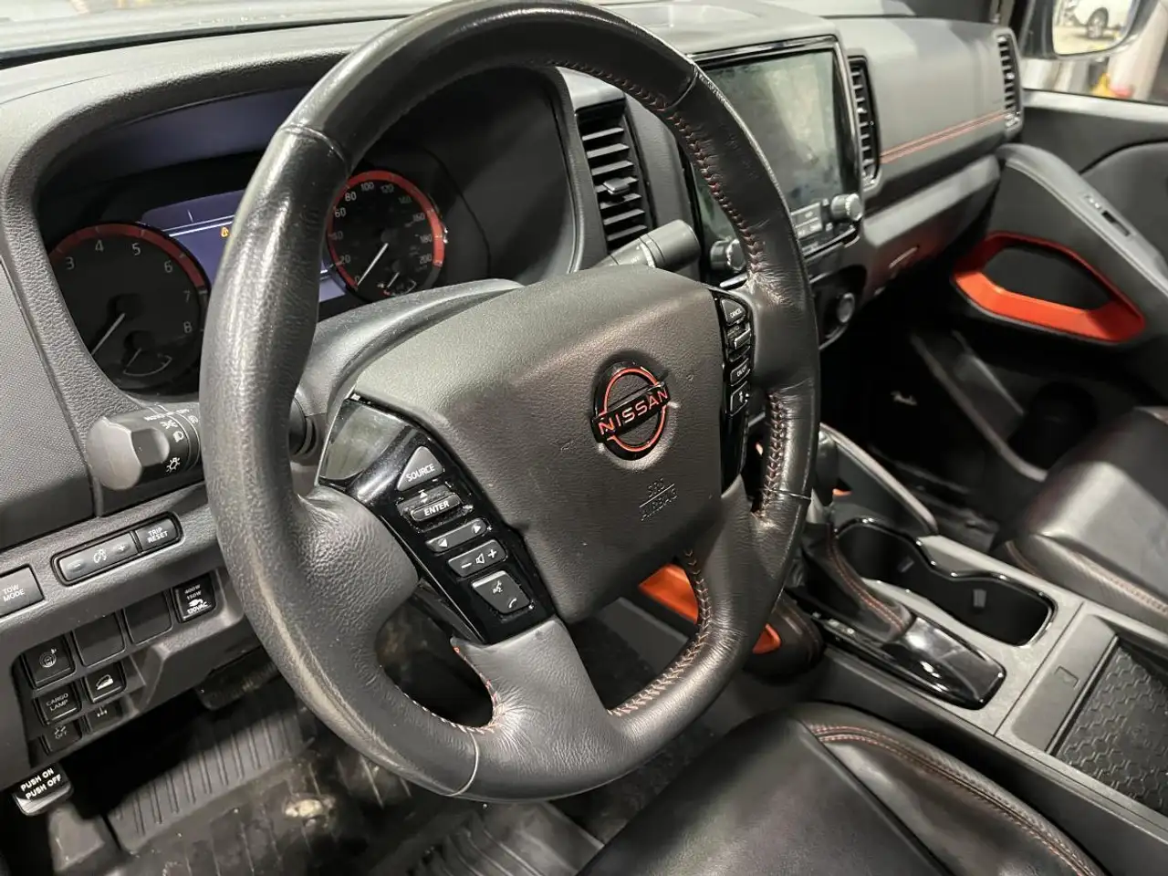 Nissan Frontier photo Nissan Frontier