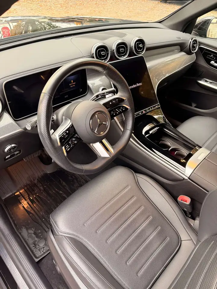Mercedes-Benz GLC photo Mercedes-Benz GLC