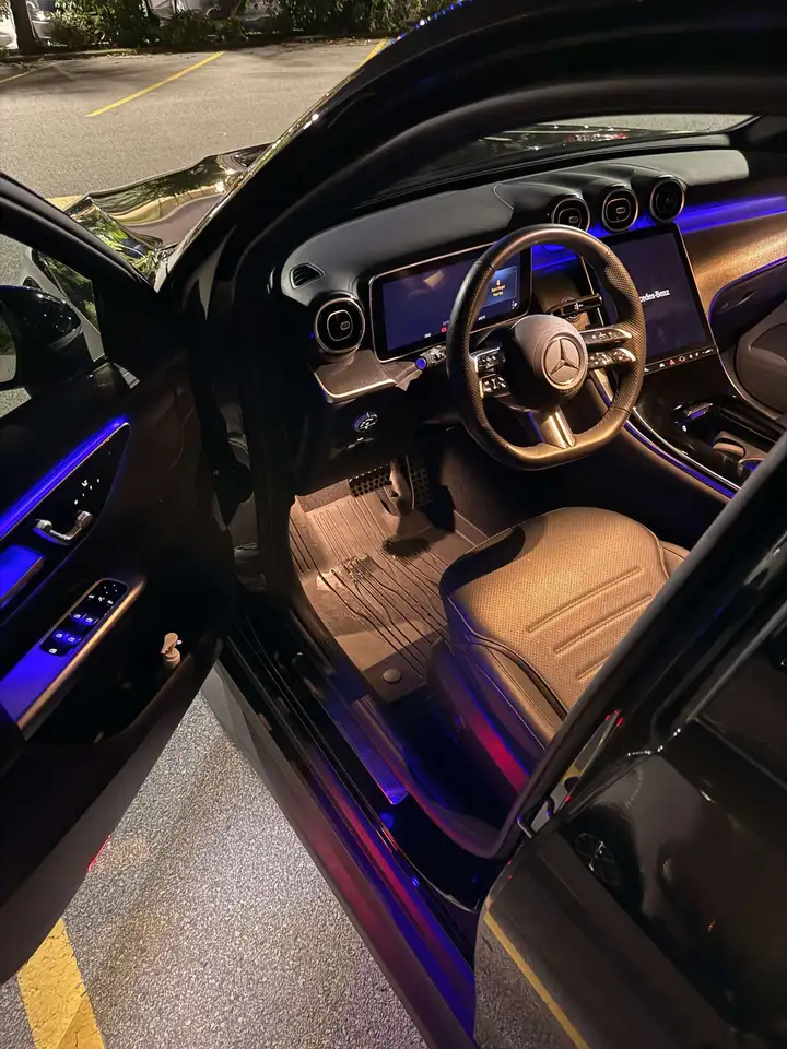 Mercedes-Benz GLC photo Mercedes-Benz GLC